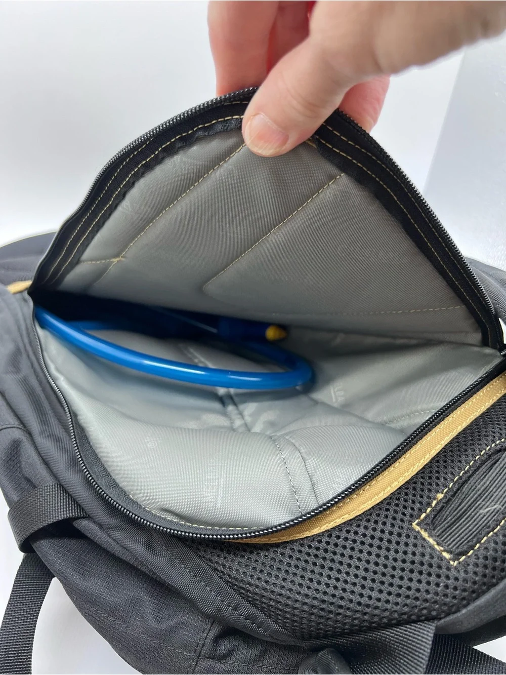CamelBak Cloud Walker Black Hydration pack 2.0L